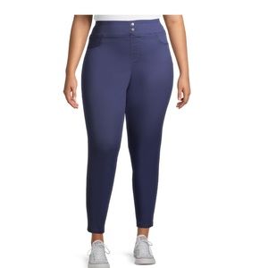 Terra & Sky Plus Size Solid Jegging Capris Blue 5X